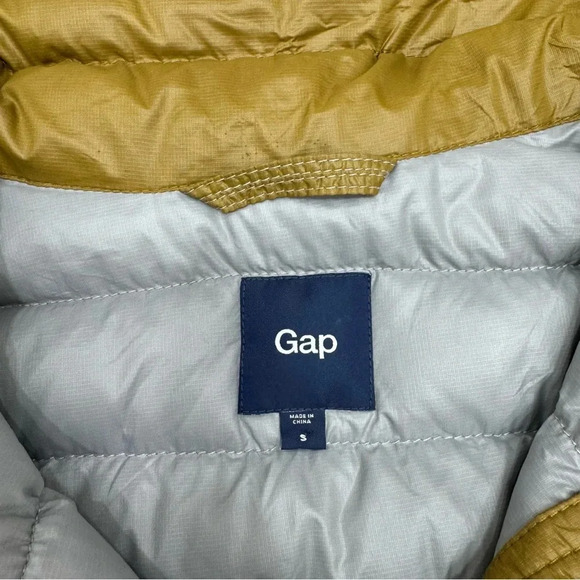 Gap lightweight puffer down Vest Mustard brown yellow warm Sz Small - Picture 4 of 8